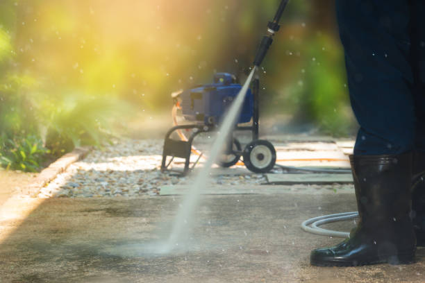 Spring Cleaning in Dellwood, MO
